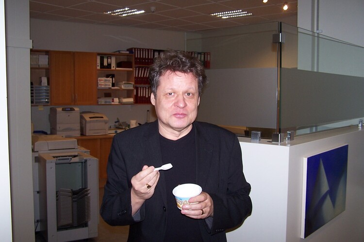 atthagaspilið - folk að vinna 008