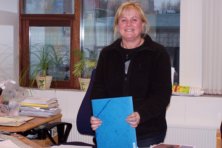 atthagaspilið - folk að vinna 054