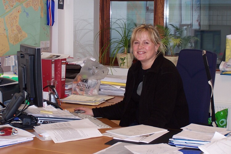 atthagaspilið - folk að vinna 062