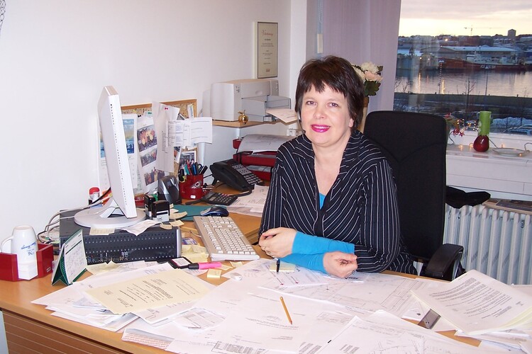 atthagaspilið - folk að vinna 063