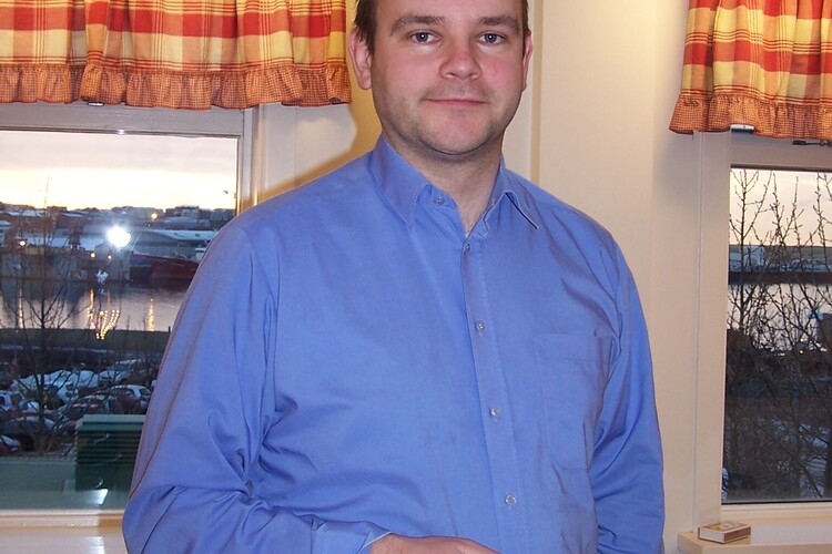 atthagaspilið - folk að vinna 065