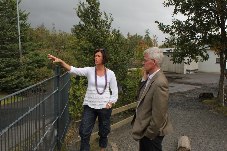 starfsmannamyndir 1 + ferð bæjarstjóra 032