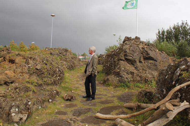 starfsmannamyndir 1 + ferð bæjarstjóra 050