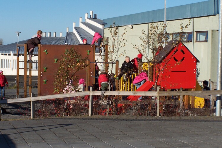 menntamálaraðherra 015