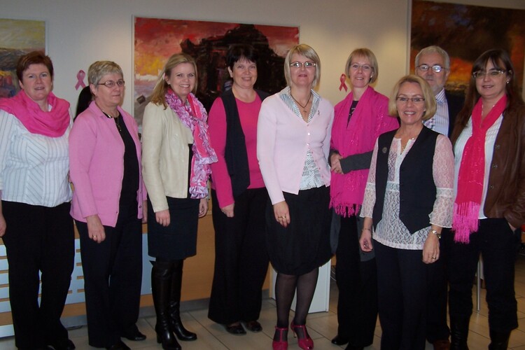 bleikurdagur2009 014