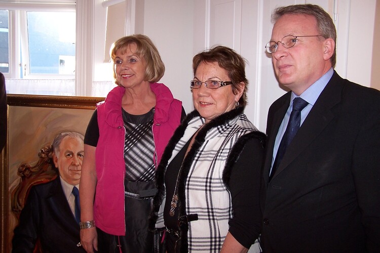 Ráðhúsið, stefán, og skólamál 042