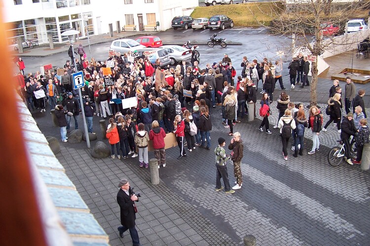 unglingamótmæli 015