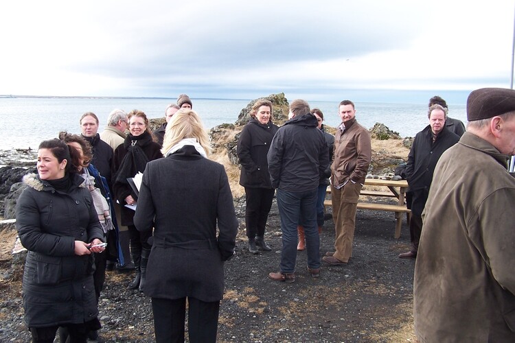 Hleinar - undirskrift 010