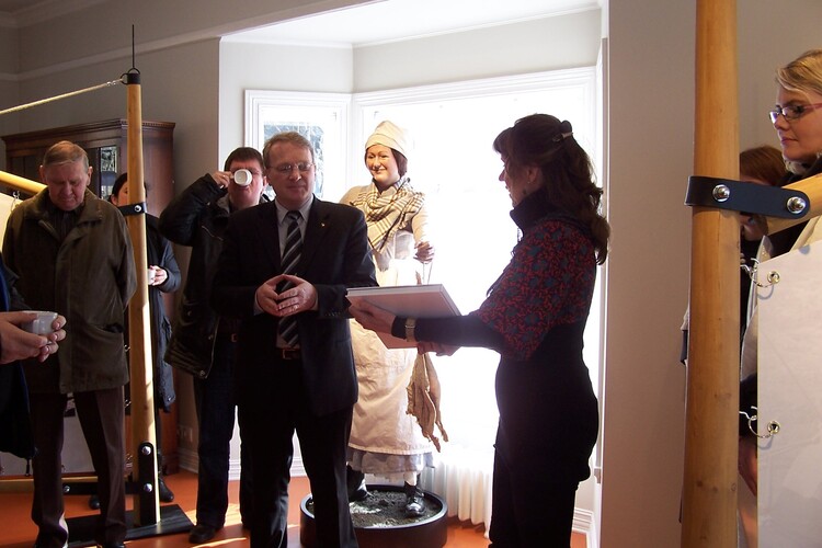 Hleinar - undirskrift 045