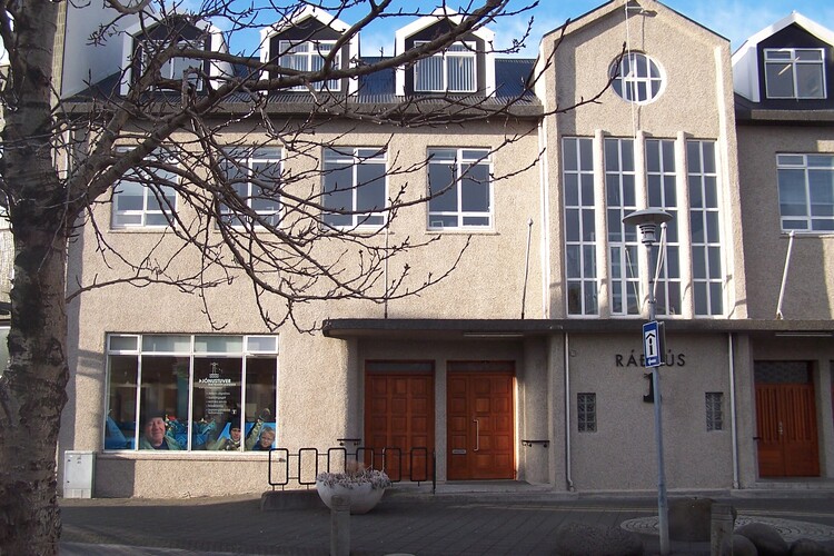 Ráðhúsið 002