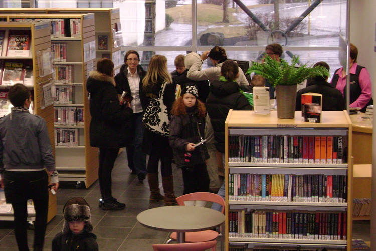 Laugardagur í Bókasafni Hafnarfjarðar