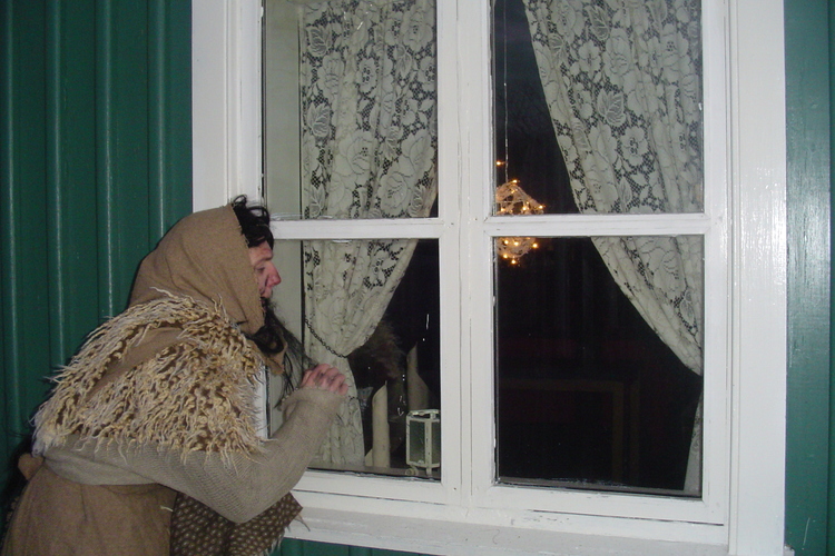 grýla bankar á glugga