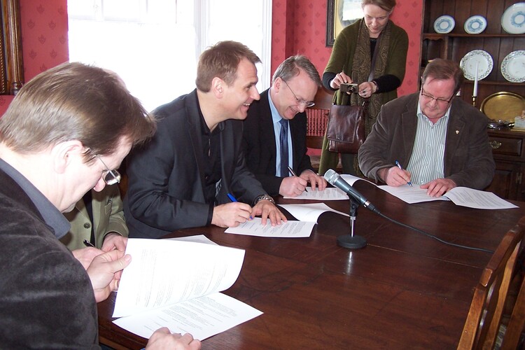 atvinnumiðstöð 007