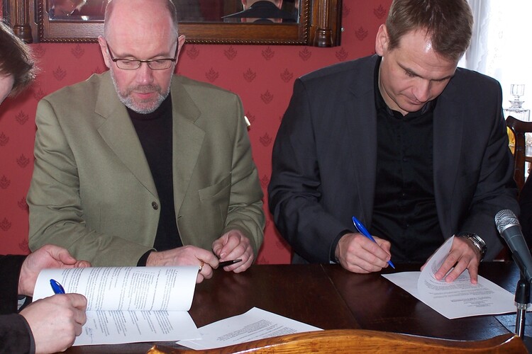 atvinnumiðstöð 012