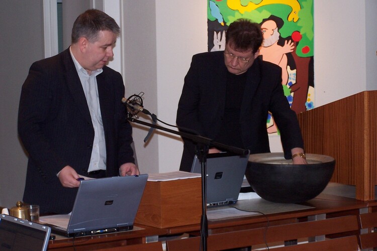 febrúar - mars 007