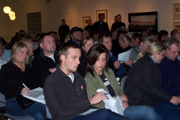 febrúar - mars 082