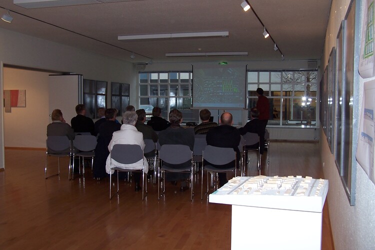 febrúar - mars 085