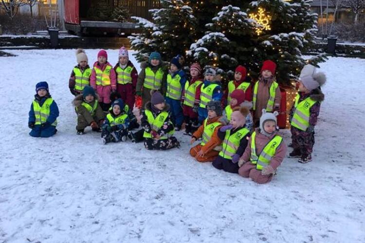 48373727_308682479979795_3022055164035989504_n