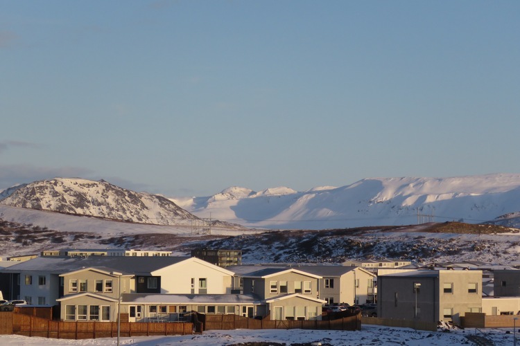 hafnarfjordur_hus_helgafell