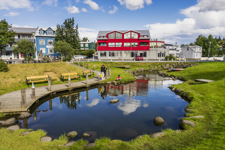 Hafnarfjordur Sony a7rii solskin-79