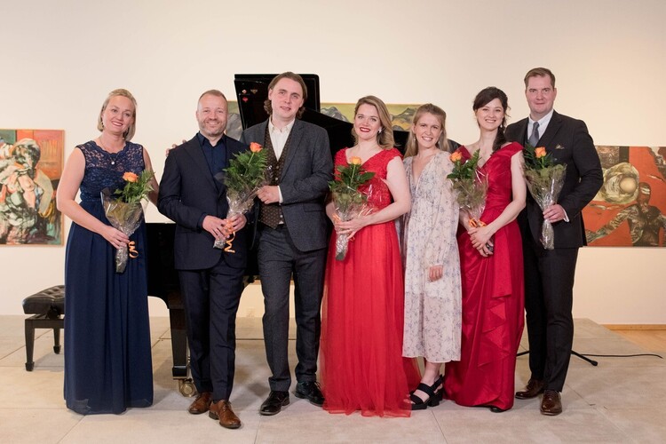 Sönghátíð blómlegt