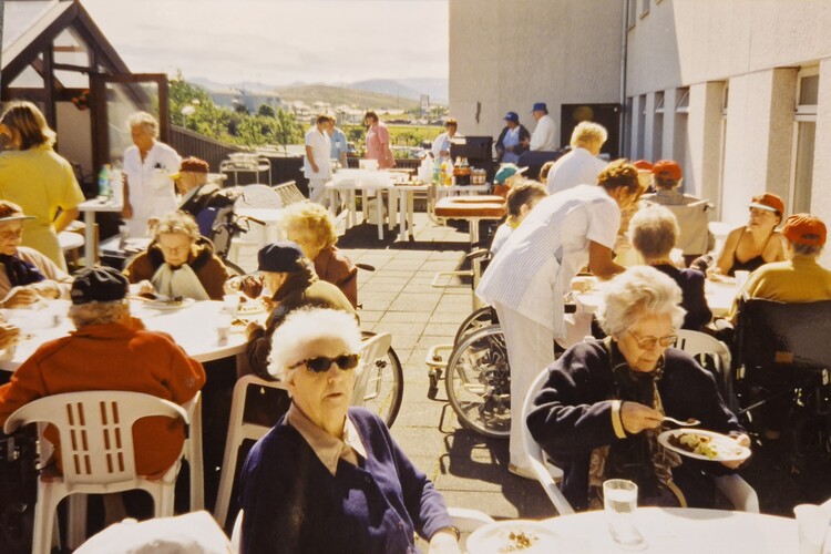 Solvangur-grillveisla-sumar2001