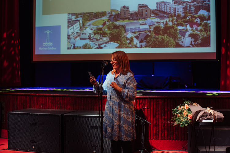 Baejarlistamadur21 (8 of 46)