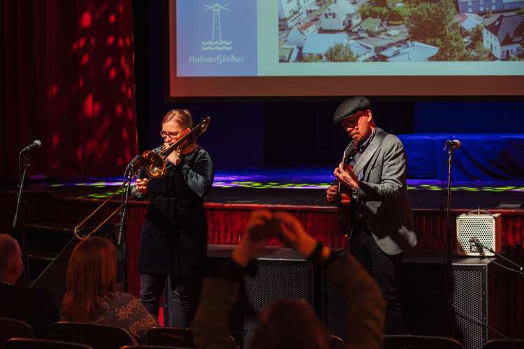 Baejarlistamadur21 (30 of 46)