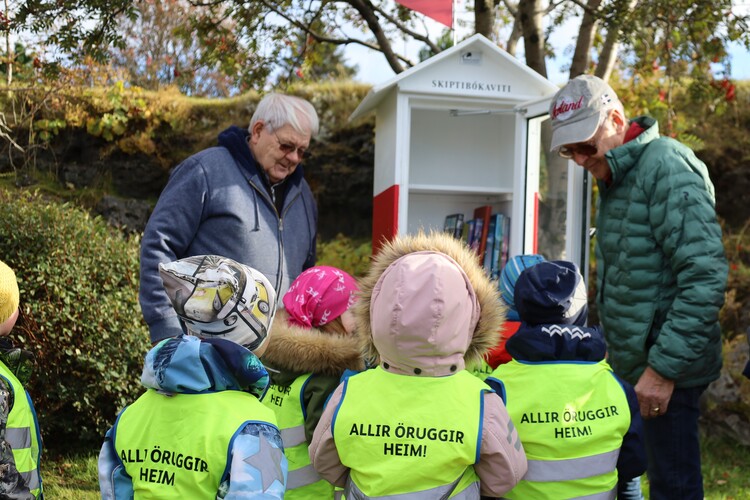 Mynd2BokavitinnFylltur