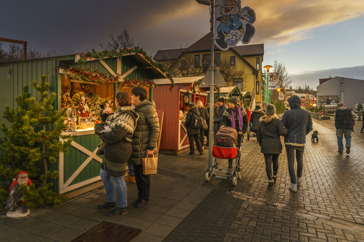 Hafnarfjordur adventa Jolathorp-271